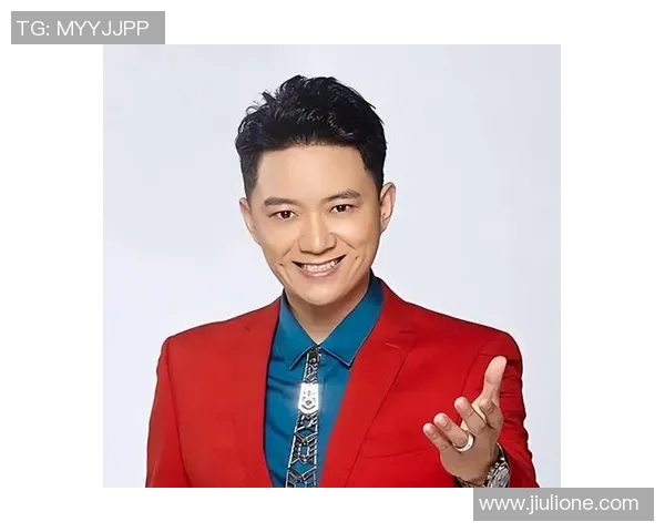 足球明星李鑫的成长历程与职业生涯全景解析